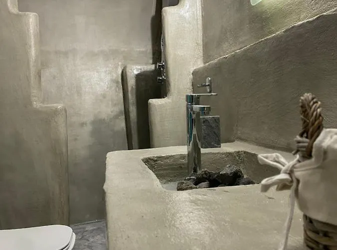 Cueva Con Vista * 피르고스