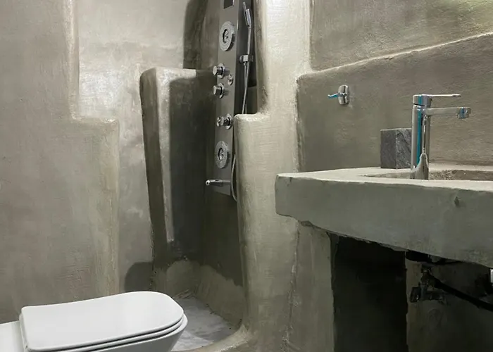 Cueva Con Vista 피르고스