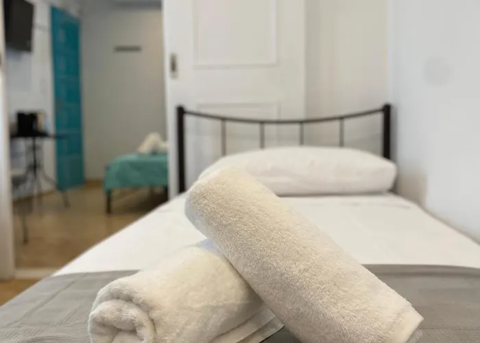 Cueva Con Vista * Pýrgos