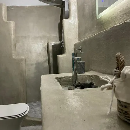 Cueva Con Vista * 피르고스