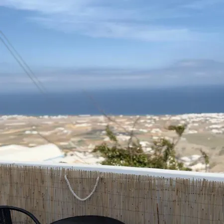 Cueva Con Vista 피르고스